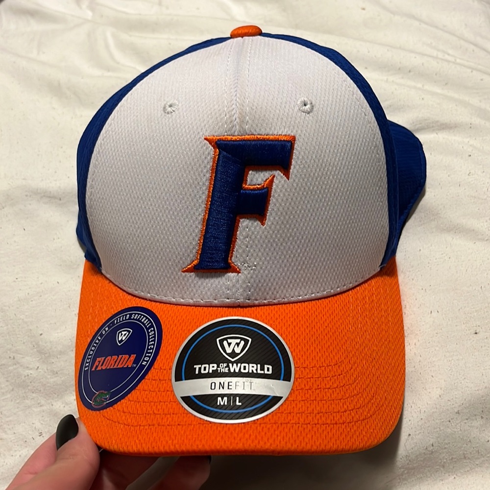 BRAND NEW FLORIDA GATORS HAT